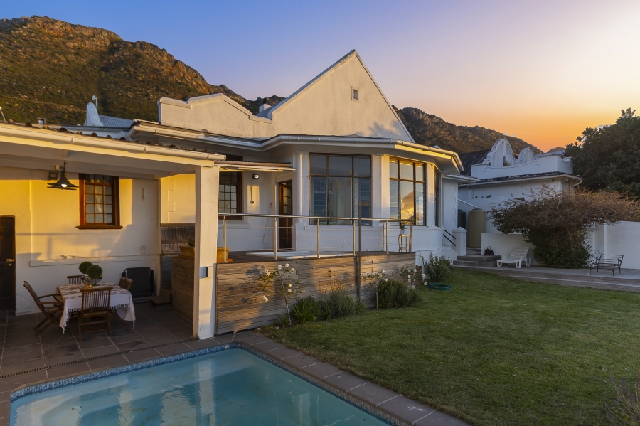 5 Bedroom Property for Sale in Gordons Bay Village Western Cape